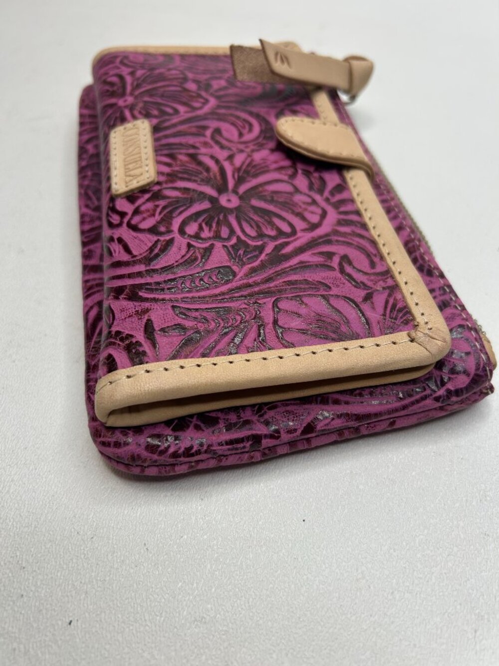 C0NSUELA Slim Wallet Mena Tooled Embossed Leather Fuchsia - Picture 4 of 8